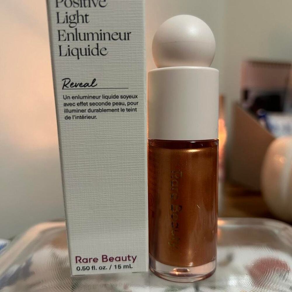 Rare beauty positive light enluminer